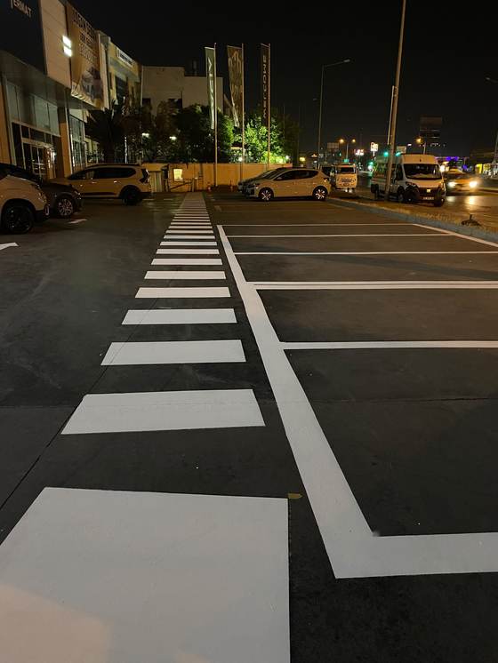 Otopark yol çizgisi uygulaması